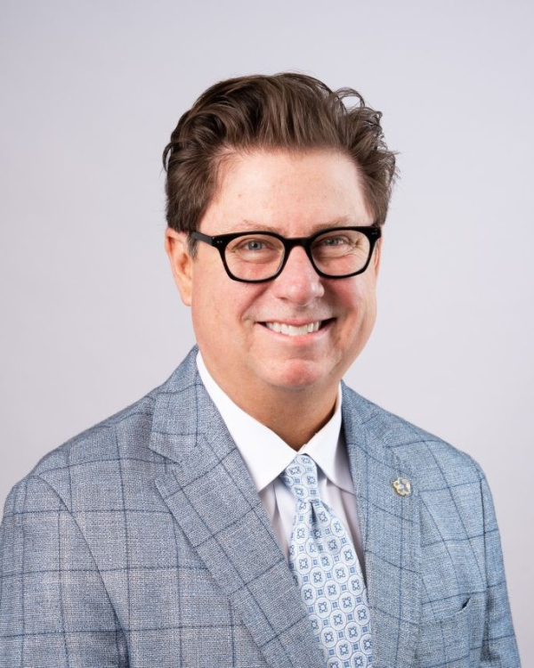 Travis Smith, MBA | Vice Chancellor for Development and Alumni Engagement